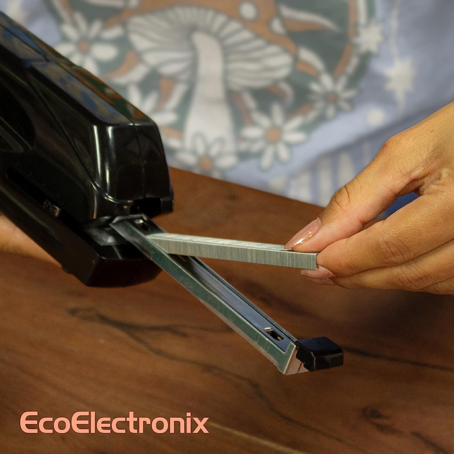 Eco Electronix Staples (10 Pack) and black StaplePro